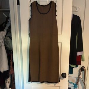 Sleeveless Brown Dress